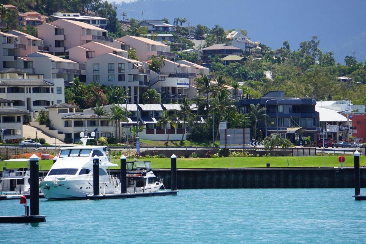 Airlie Seaview Apartments Airlie Beach Exterior photo